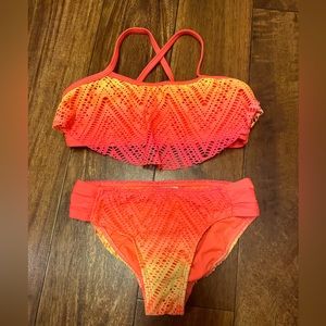 2 piece swimsuit. Size 6/6X